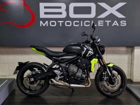 TRIUMPH TRIDENT 660 2024